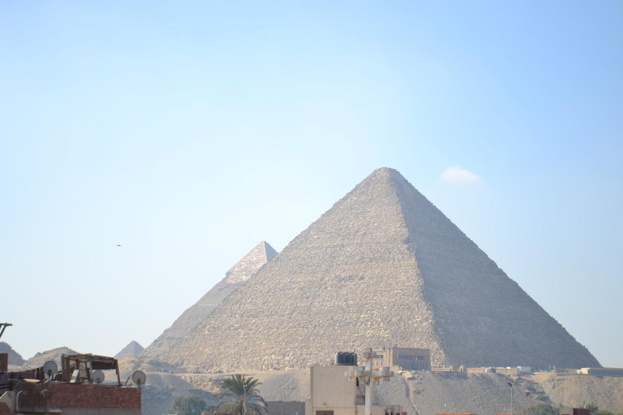 Sami Holiday Inn - Pyramids View Rooftop Al Kawm al Akhdar Exterior foto